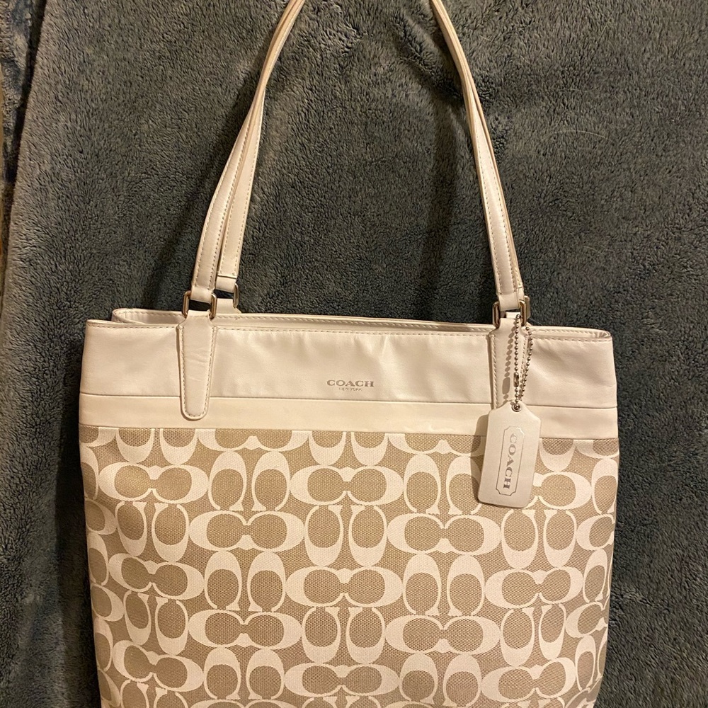 Coach tote